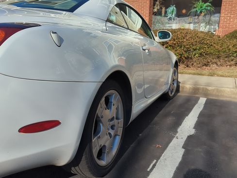 Used 2005 Lexus SC 430 Convertible image 10