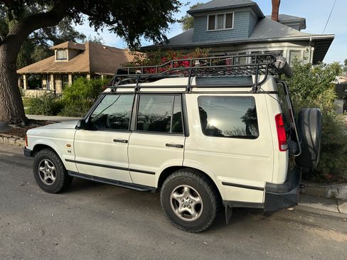 Used 2001 Land Rover Discovery SE image 5