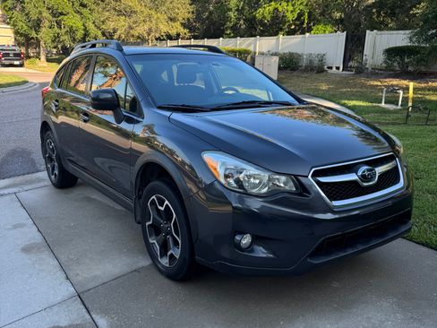 Used 2014 Subaru Crosstrek 2.0i Premium w/ Moonroof Package AWD/4WD image 1