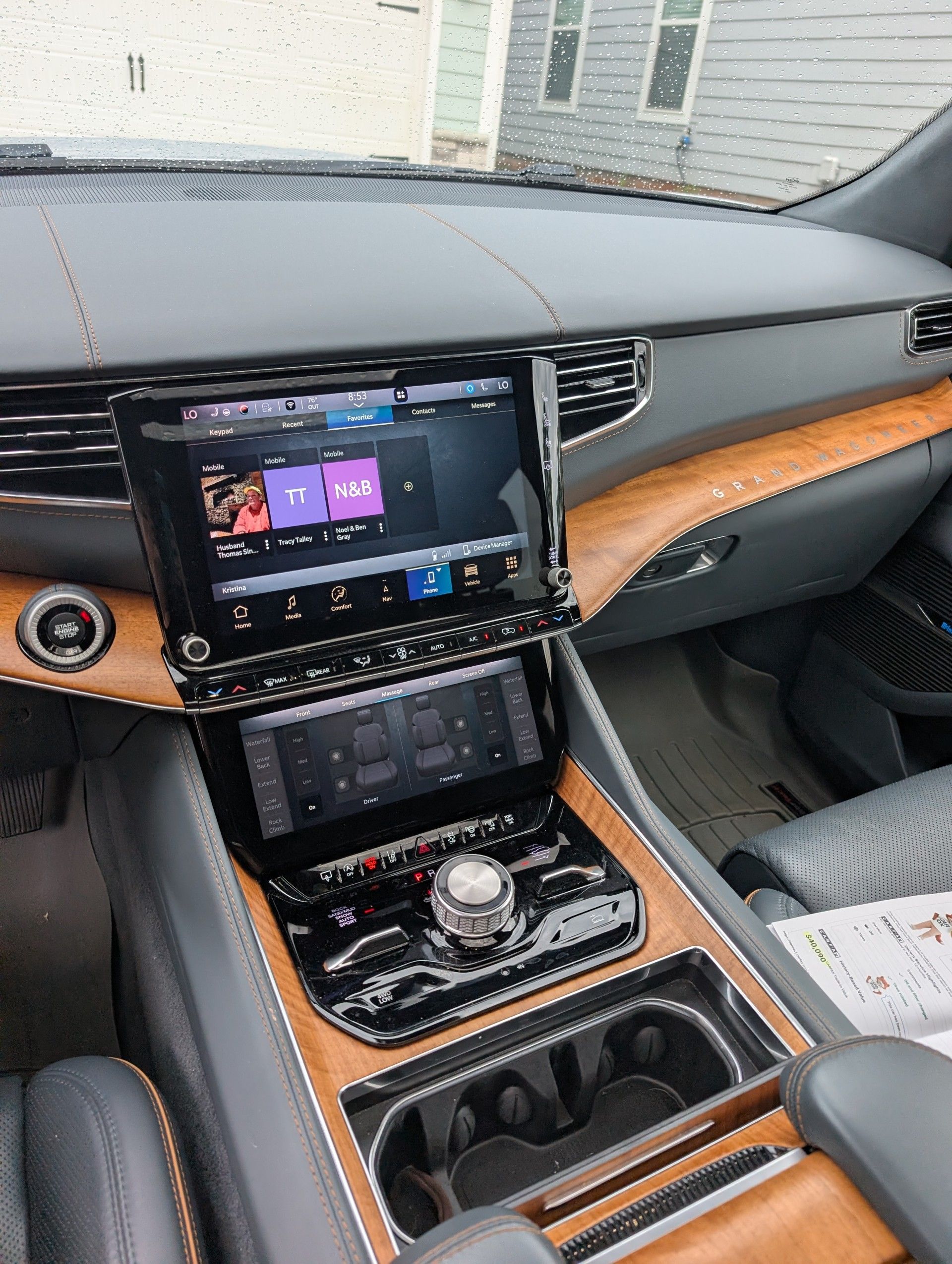 Used 2023 Jeep Grand Wagoneer Series II AWD/4WD image 6