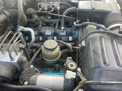 Used 2005 Toyota Sequoia Limited image 9