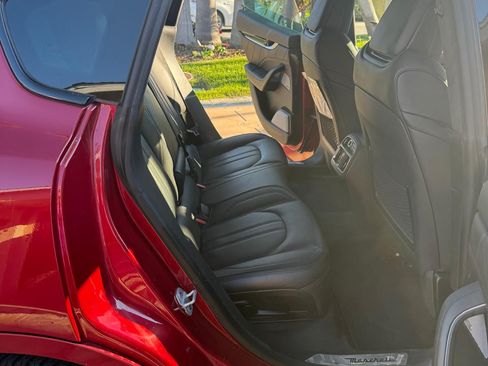 Used 2020 Maserati Levante GranSport image 8