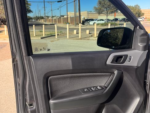 Used 2020 Ford Ranger XL w/ Equipment Group 101A Mid image 10