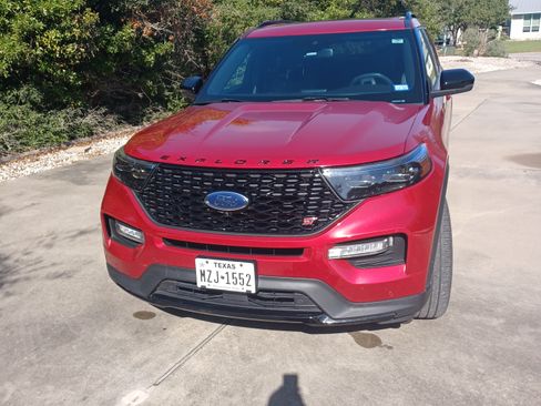 Used 2020 Ford Explorer ST w/ ST High-Performance Pack image 19