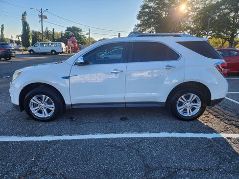 Used 2010 Chevrolet Equinox LT w/ Chrome Appearance Package image 15