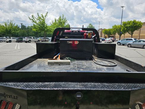 Used 2024 RAM 3500 Limited image 9