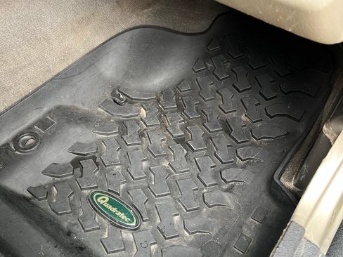 Used 2003 Jeep Wrangler Rubicon image 12