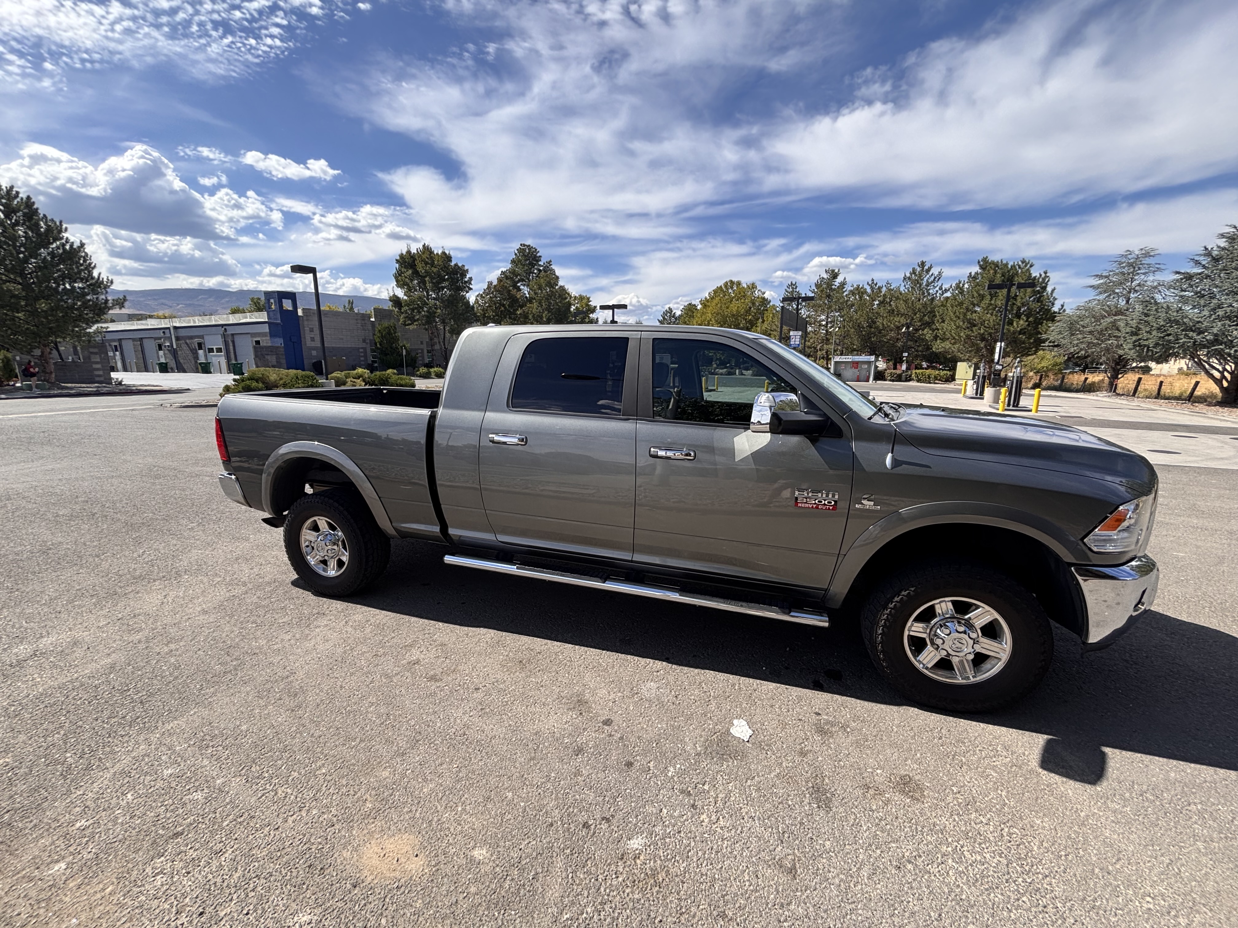 Used 2011 RAM 3500 Laramie w/ Cold Weather Group AWD/4WD image 2