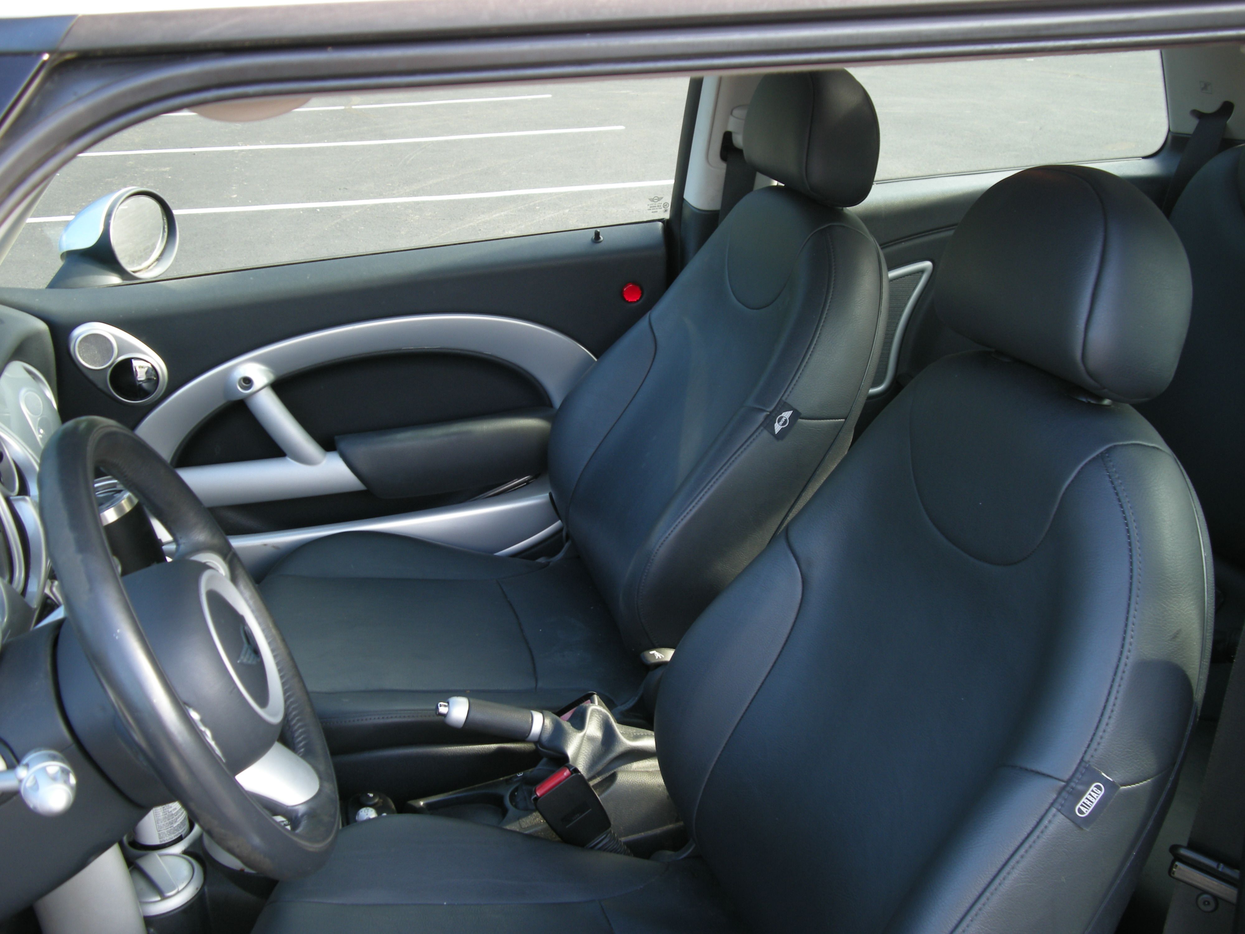 Used 2006 MINI Cooper Hardtop FWD image 6