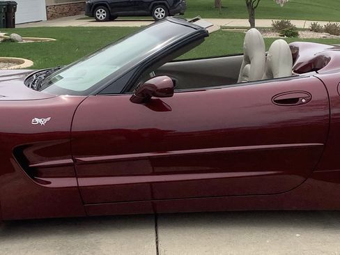 Used 2003 Chevrolet Corvette Convertible 2D w/ Preferred Equipment Group1 image 9