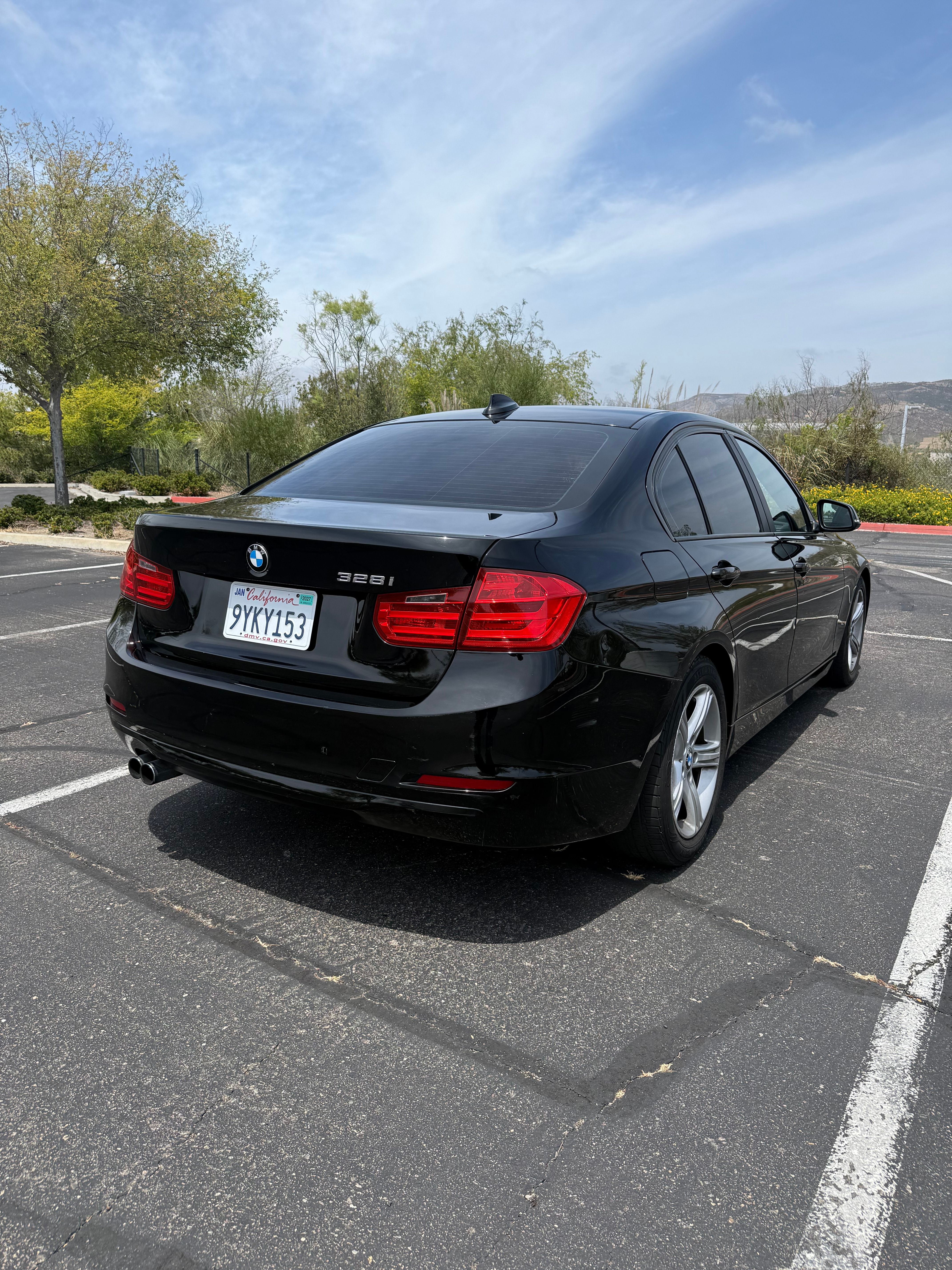Used 2013 BMW 328i Sedan RWD image 2