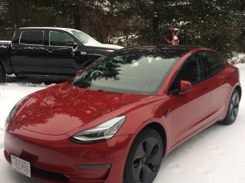 Used 2018 Tesla Model 3 Long Range image 2