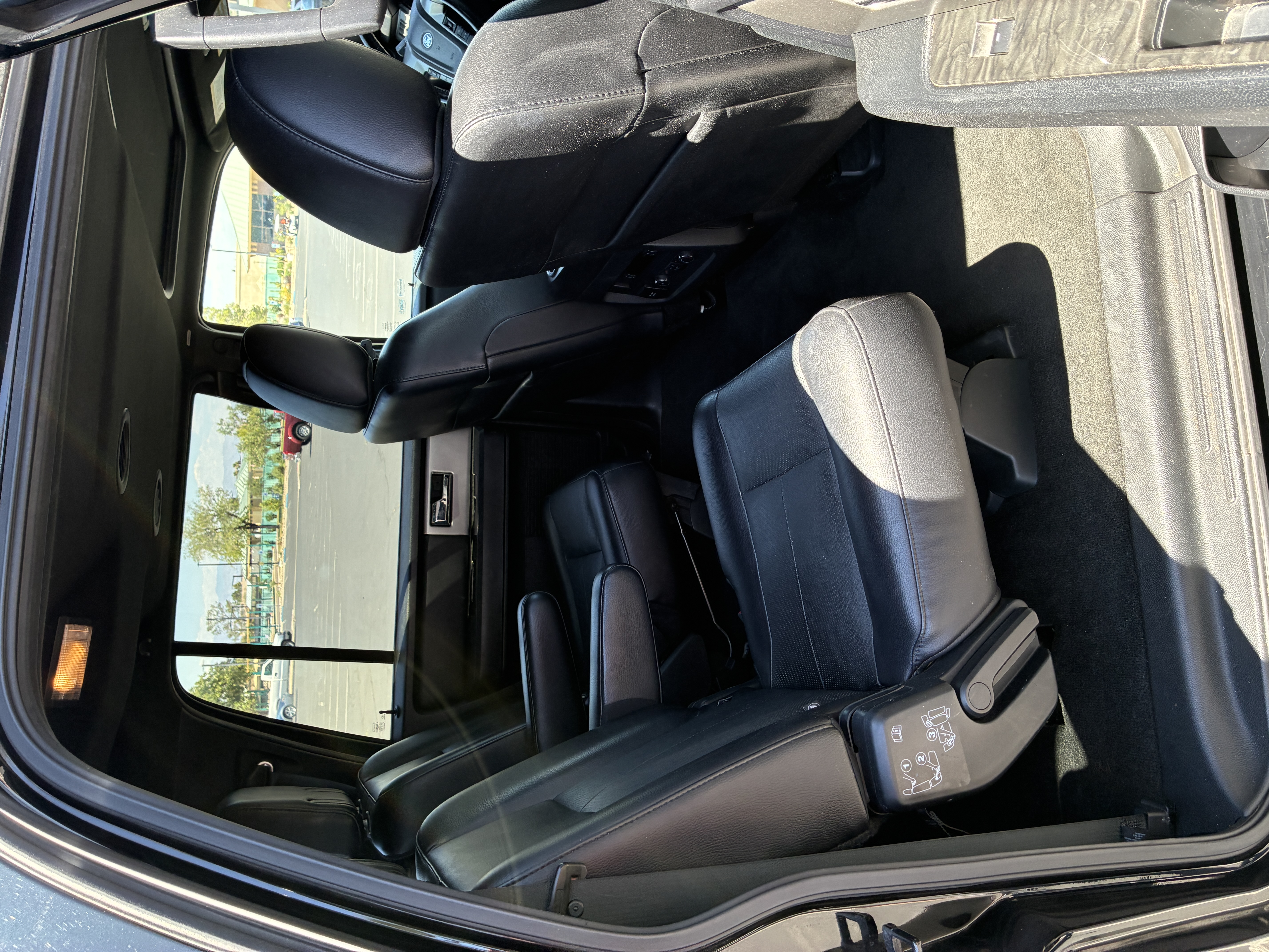Used 2016 Ford Expedition EL Limited w/ Equipment Group 301A RWD image 11