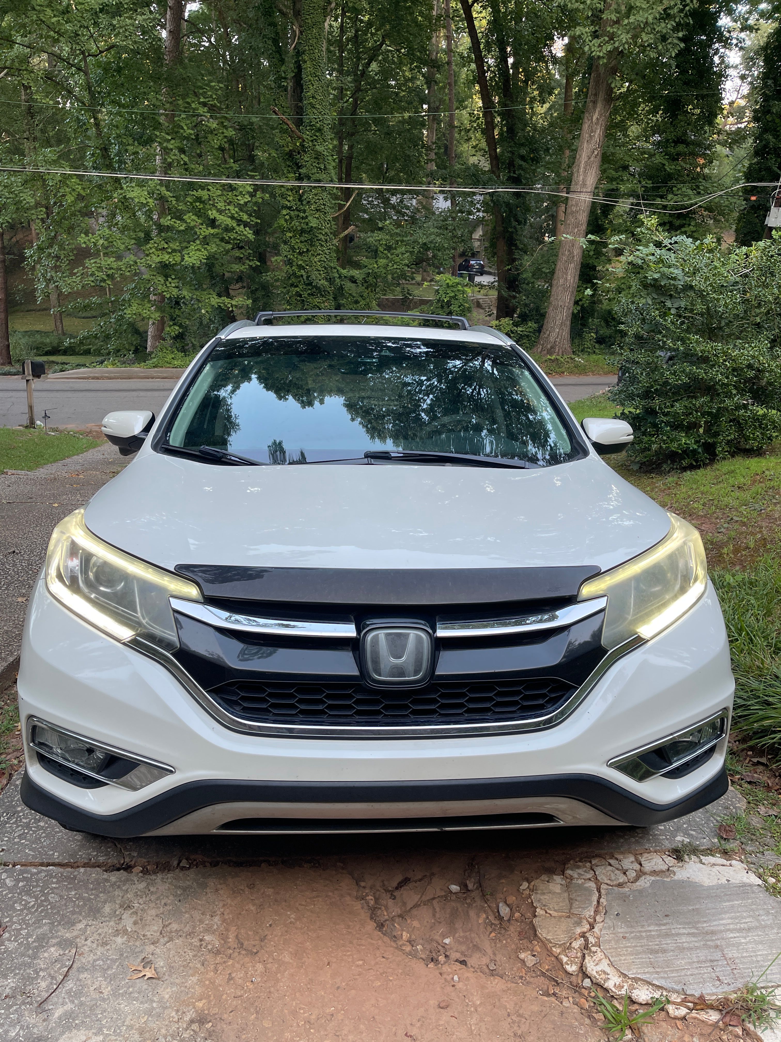 Used 2016 Honda CR-V Touring image 2