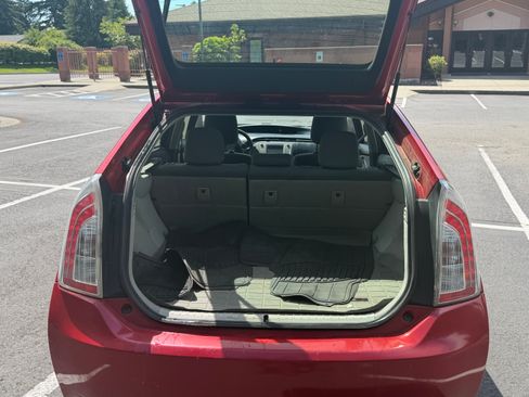 Used 2012 Toyota Prius Two FWD image 16