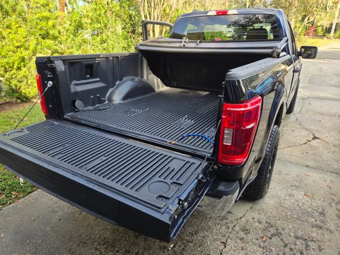 Used 2023 Ford F150 XLT image 8