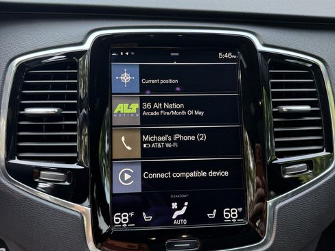 Used 2017 Volvo XC90 T5 R-Design w/ Vision Package FWD image 17