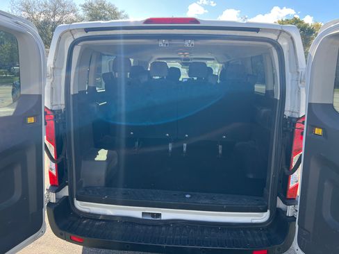 Used 2020 Ford Transit 350 XLT image 20