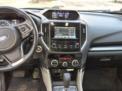 Used 2021 Subaru Forester Premium image 16