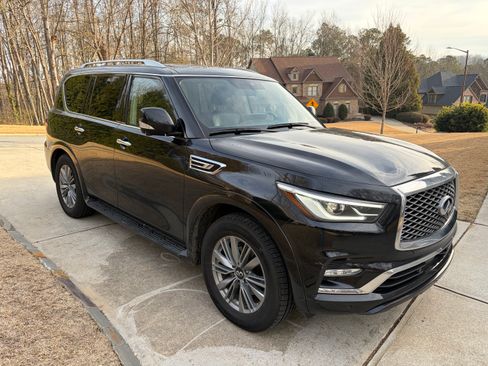 Used 2023 INFINITI QX80 Luxe w/ Cargo Package image 4