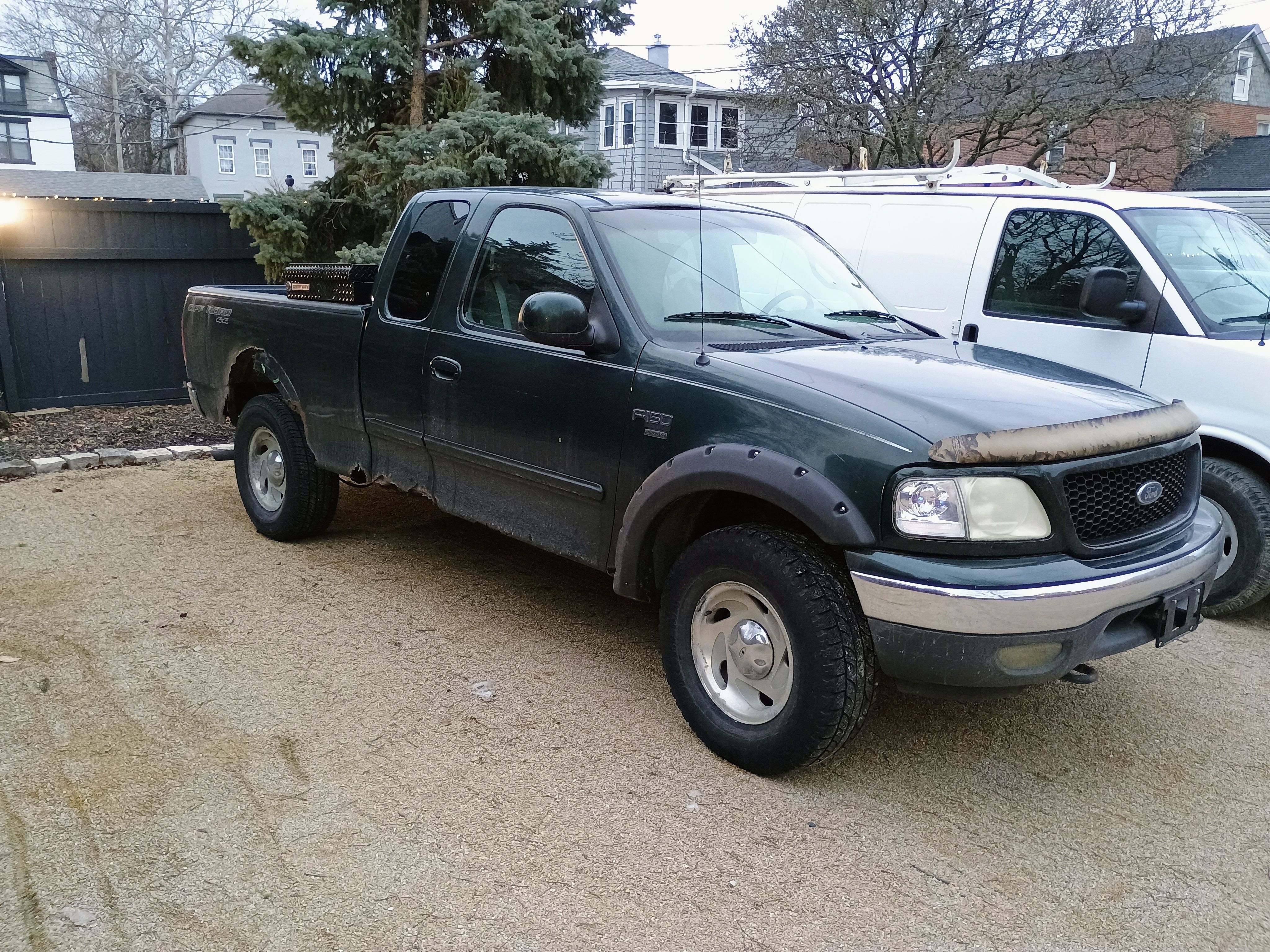 Used 2001 Ford F150 4x4 SuperCab image 1