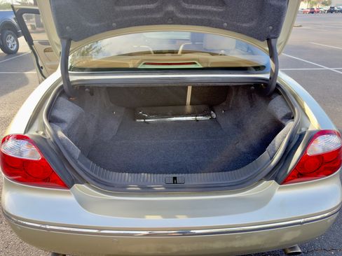 Used 2006 Jaguar S-TYPE 4.2 image 6