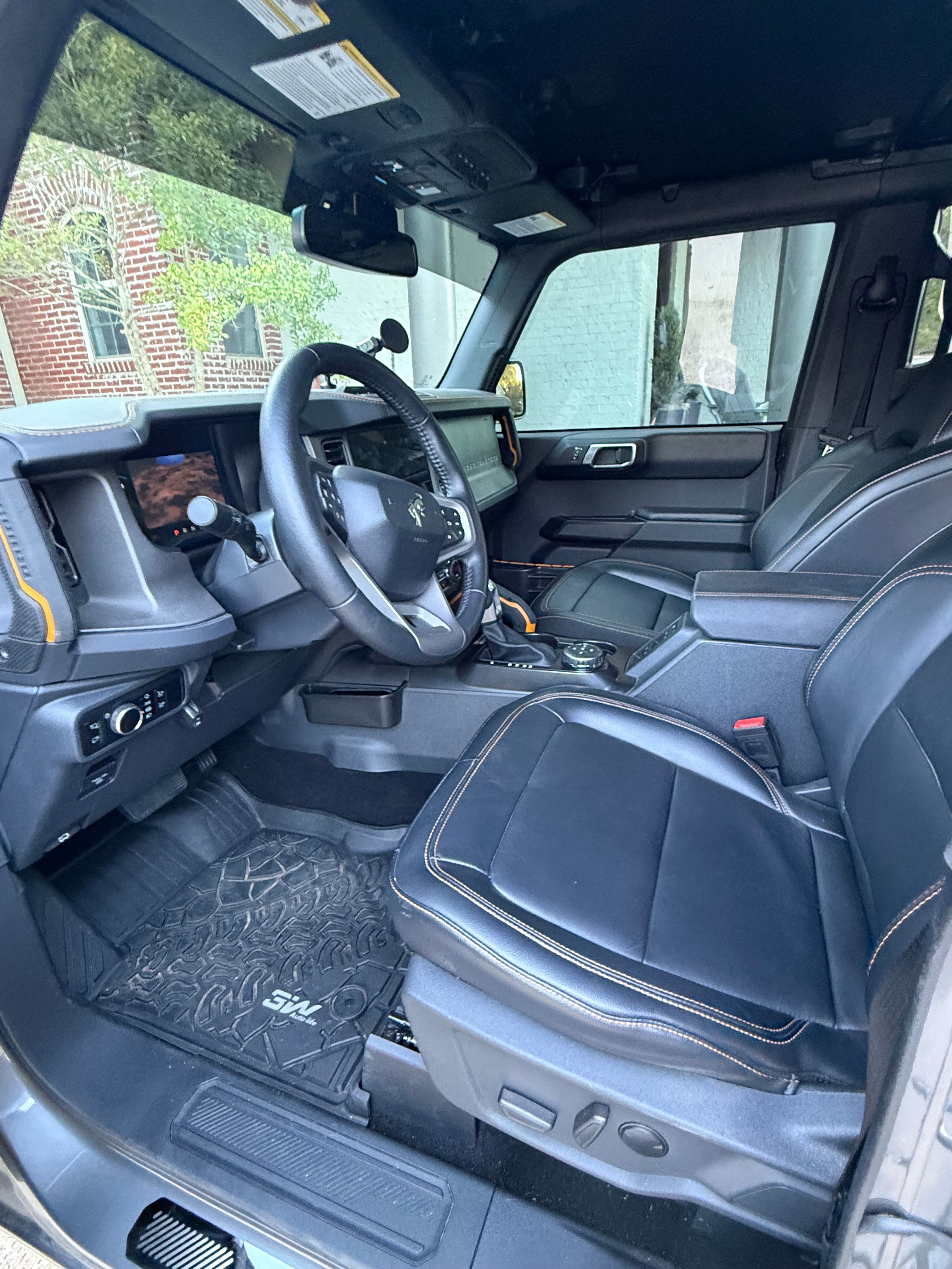 Used 2024 Ford Bronco Badlands AWD/4WD image 11