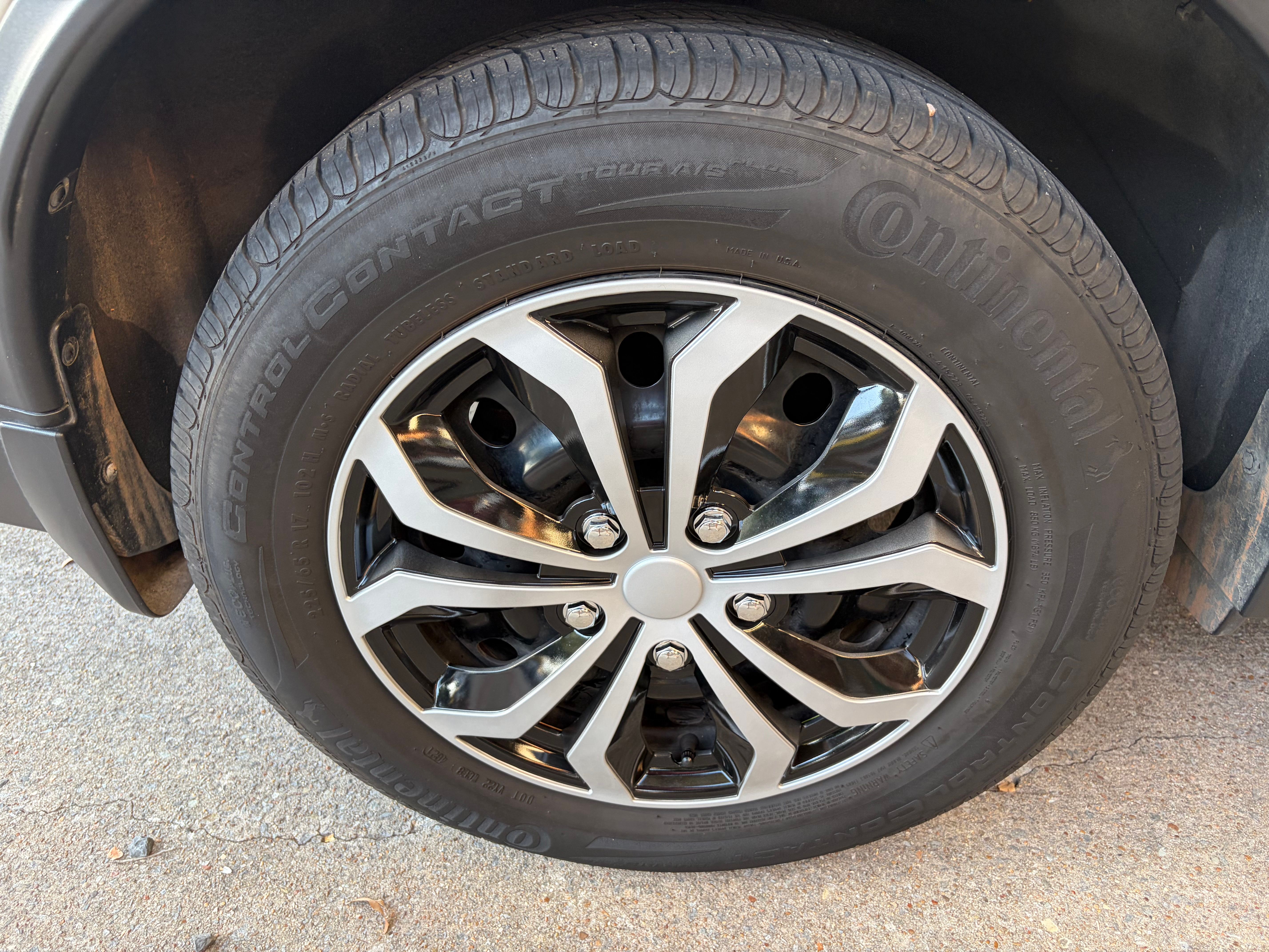 Used 2019 Nissan Rogue S FWD image 29
