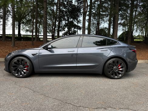 Used 2022 Tesla Model 3 Performance AWD/4WD image 2