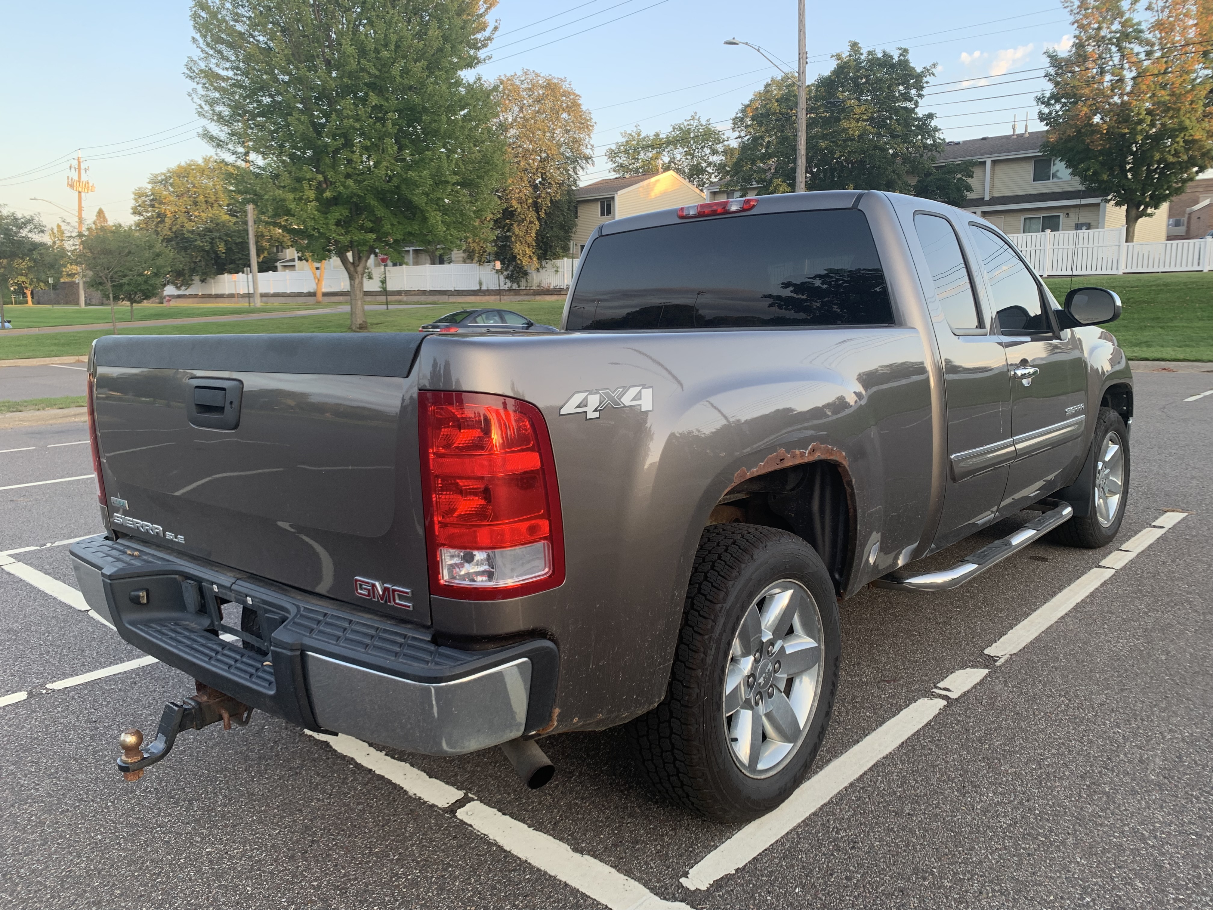Used 2012 GMC Sierra 1500 SLE AWD/4WD image 4