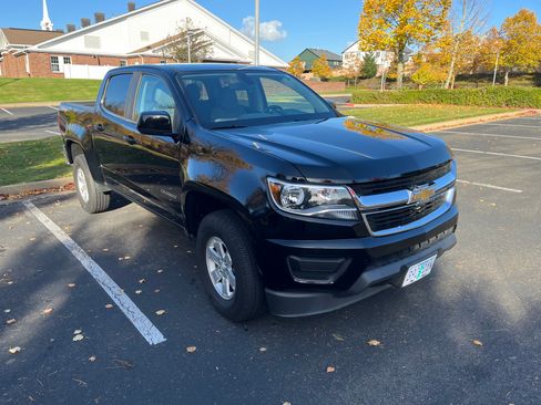 Used 2019 Chevrolet Colorado W/T w/ WT Convenience Package image 4