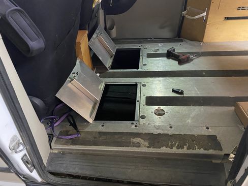 Used 2014 RAM C/V Tradesman image 11