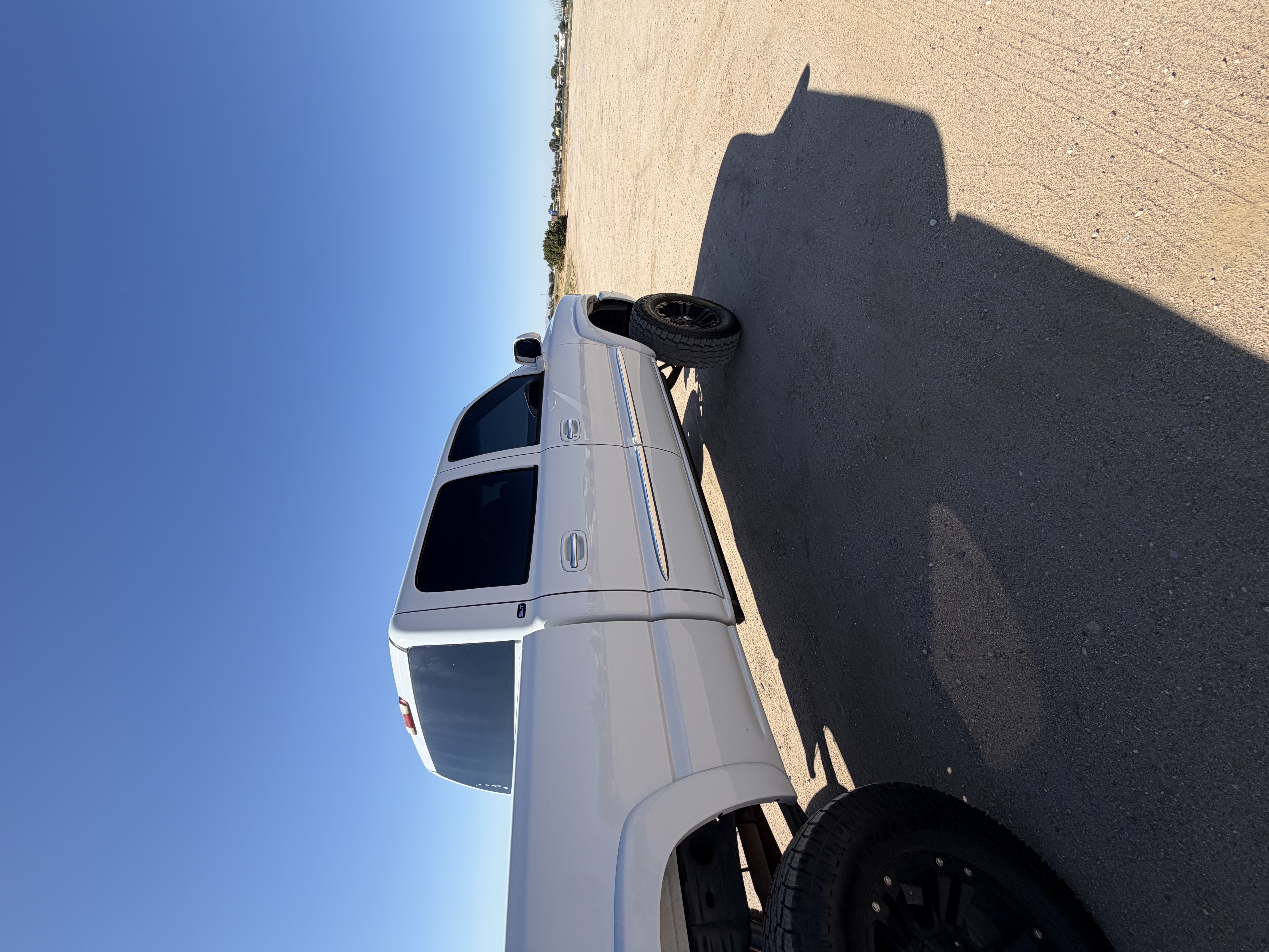 Used 2003 GMC Sierra 1500 SLT w/ SLT Preferred Equipment Group RWD image 4