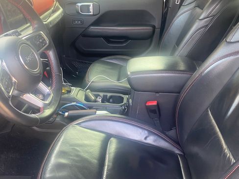 Used 2018 Jeep Wrangler Unlimited Rubicon AWD/4WD image 8
