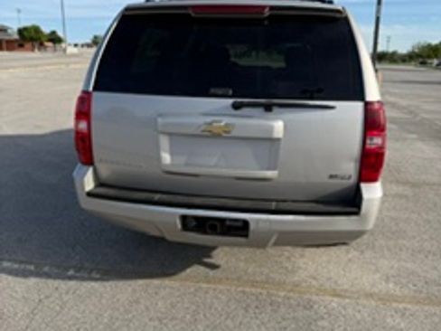 Used 2007 Chevrolet Suburban LS RWD image 6