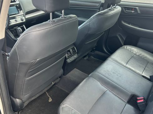 Used 2016 Subaru Legacy 2.5i Limited AWD/4WD image 6