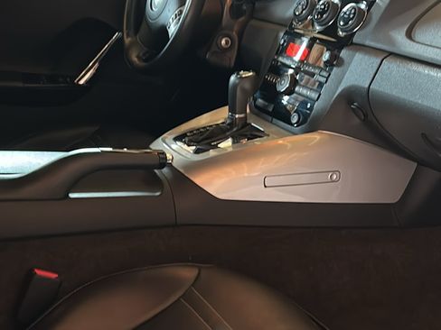 Used 2009 Saturn Sky Red Line RWD image 6