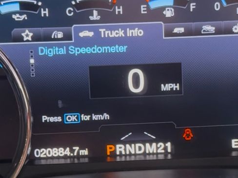 Used 2019 Ford F250 Lariat w/ Lariat Ultimate Package AWD/4WD image 2
