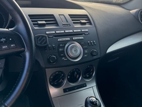 Used 2011 MAZDA MAZDA3 s Sport FWD image 12