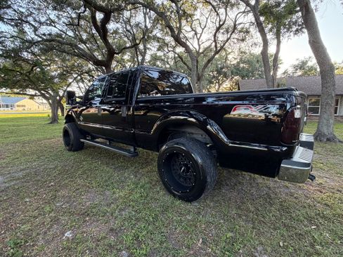 Used 2016 Ford F250 XLT w/ XLT Premium Package AWD/4WD image 9