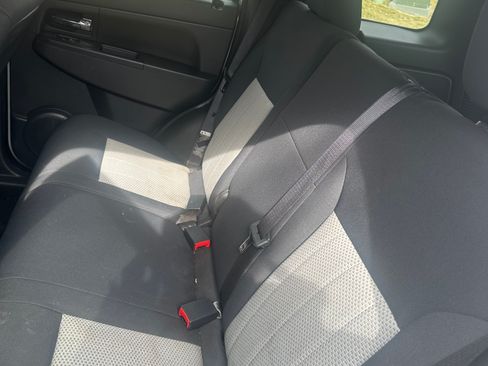 Used 2010 Jeep Liberty Sport w/ Popular Equipment Group image 4