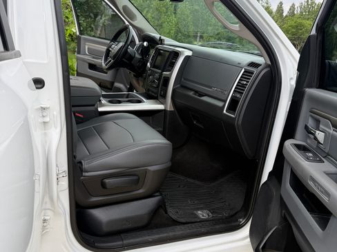 Used 2017 RAM 2500 Big Horn AWD/4WD image 4