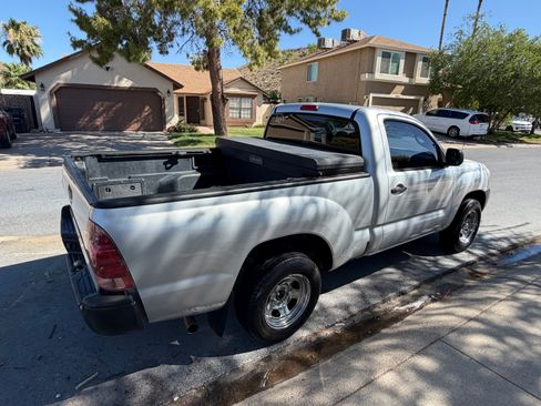Used 2008 Toyota Tacoma 2WD Regular Cab image 6