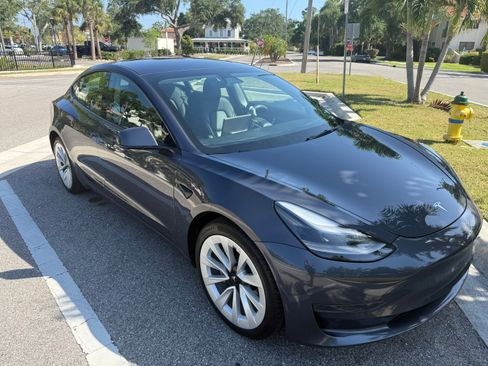 Used 2022 Tesla Model 3 RWD image 15