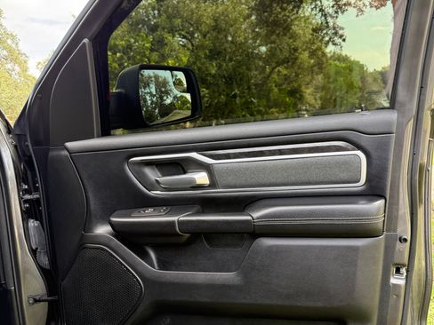 Used 2021 RAM 1500 Big Horn AWD/4WD image 30