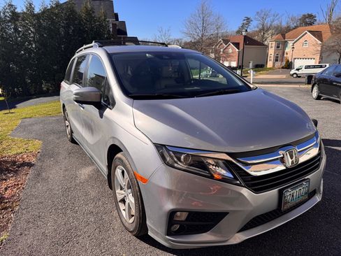 Used 2019 Honda Odyssey EX-L image 6