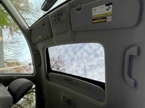 Used 2011 Honda CR-V EX image 15