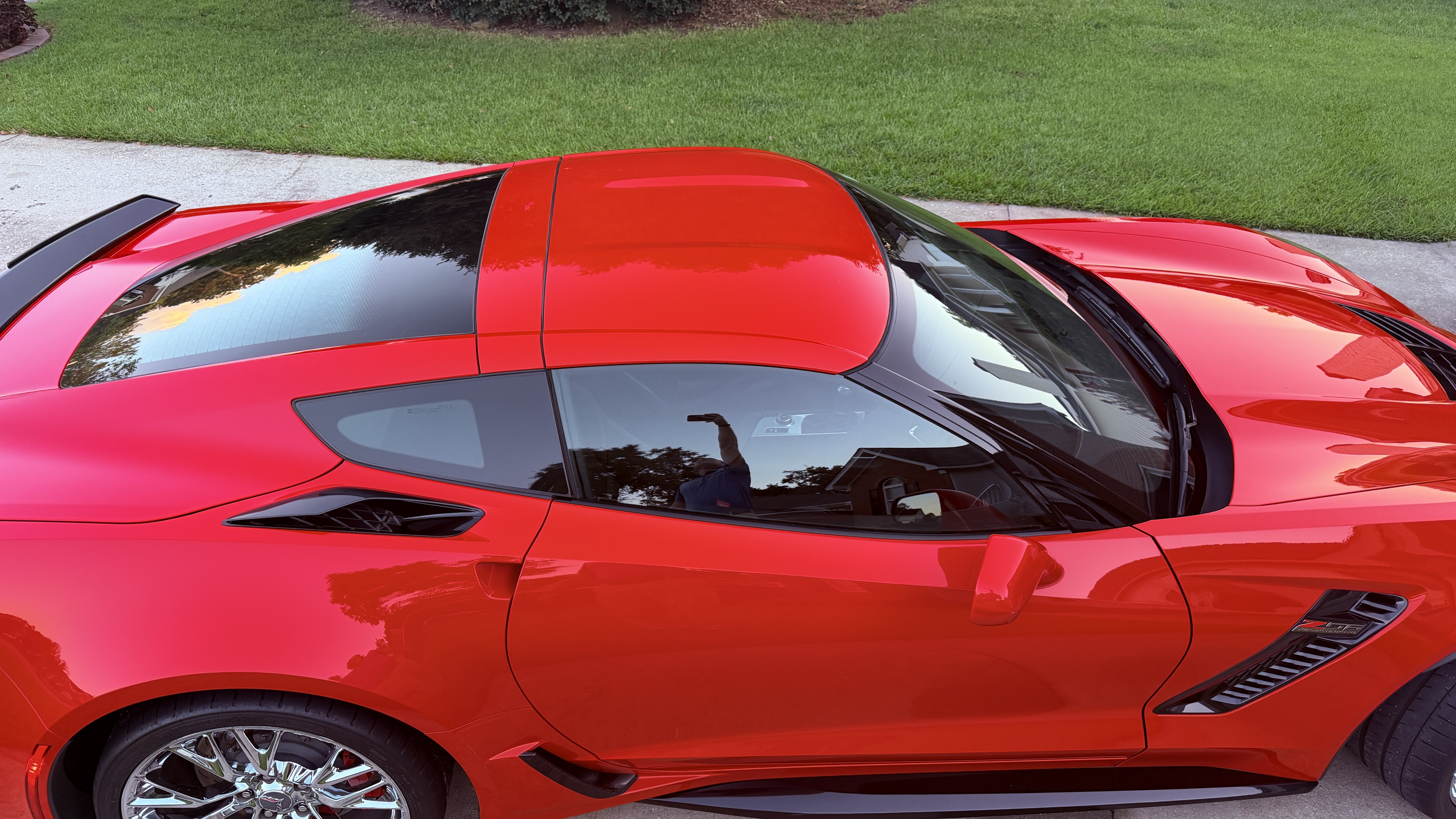 Used 2015 Chevrolet Corvette Z06 w/ 2LZ Preferred Equipment Group RWD image 11