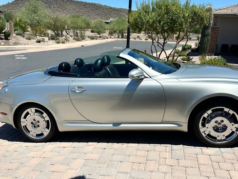 Used 2003 Lexus SC 430 Convertible image 4