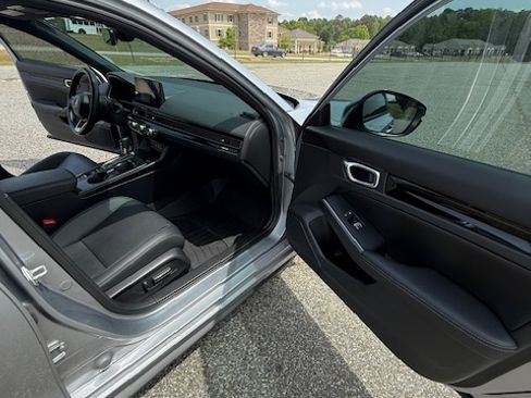 Used 2023 Honda Civic Sport Touring image 19